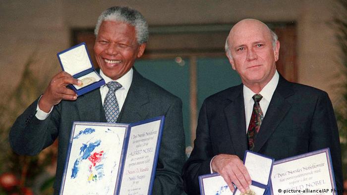 Muere Frederik de Klerk, último presidente blanco de Sudáfrica y Nobel de la Paz junto a Mandela