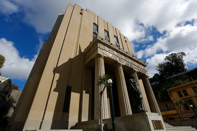 Corte de Apelaciones acoge a trámite recurso que busca anular reglamento de la Convención: constituyente Miranda dice que tribunal actúa sobre sus facultades Corte de Apelaciones acoge a trámite recurso que busca anular reglamento de la Convención: constituyente Miranda dice que tribunal actúa sobre sus facultades