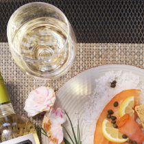 Temporada de terrazas: Viña presentó sus vinos blancos 2021