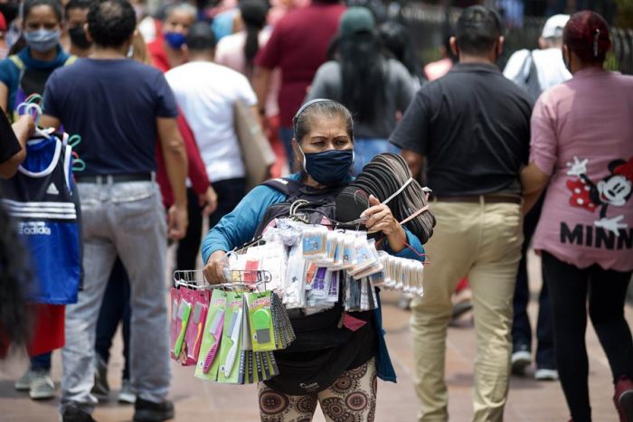 Urge disminuir informalidad laboral entre mujeres en Latinoamérica Urge disminuir informalidad laboral entre mujeres en Latinoamérica