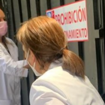 Seremi de Salud clausura local de sushi en Vitacura por brote de salmonella que dejó a 29 afectados, nueve de ellos hospitalizados