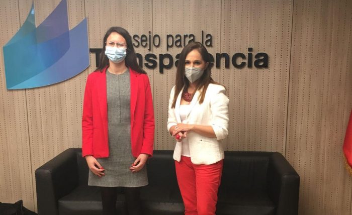 Alcaldesa Hassler y CPLT anuncian ingreso de la Corporación para el Desarrollo de Santiago al portal de transparencia Alcaldesa Hassler y CPLT anuncian ingreso de la Corporación para el Desarrollo de Santiago al portal de transparencia