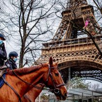 París cancela fuegos artificiales y fiestas de fin de año debido a la pandemia
