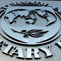Argentina aborda con el FMI su 