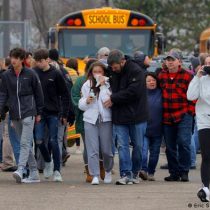 Un estudiante de 15 años mató a tres compañeros de instituto de Michigan en EEUU