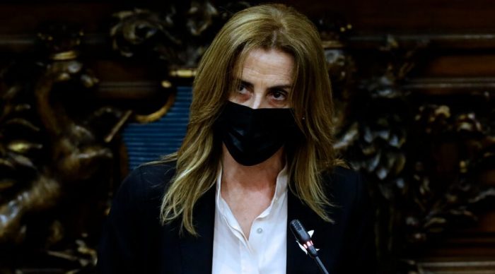 Por «desinformar a la opinión pública» ingresan denuncia contra Cubillos en Comisión de Ética de la CC por dichos sobre Linconao Por