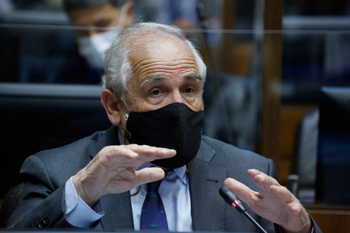 Carlos Montes, asesor político de Boric: “En materia de seguridad nadie tiene una bala de plata (…) imagínese que Piñera dijo que se le acabaría la fiesta a los delincuentes