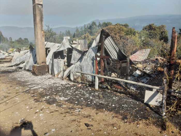 Grupo de resistencia Mapuche se adjudicó ataque incendiario que terminó con 31 inmuebles quemados en Contulmo y lanzan dura advertencia sobre presencia externa en el territorio