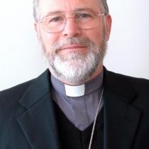 Renunció Obispo de Punta Arenas que durante la cuarentena hizo un llamado a 