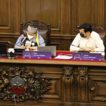 Mesa de la Convención ajusta el cronograma de trabajo: propone suspender próximas salidas territoriales y desata críticas en la derecha