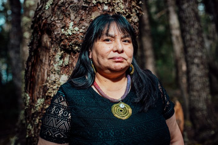 Maestras Artesanas Indígenas: María Solís, del pueblo kawésqar