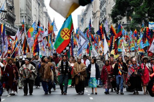 Pueblos indígenas en compás de espera Pueblos indígenas en compás de espera