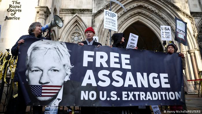 Justicia británica permite a Assange recurrir su extradición a EE. UU.