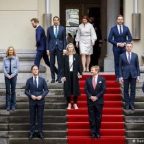 Holanda: nuevo Gobierno presta juramento tras espera récord de 10 meses