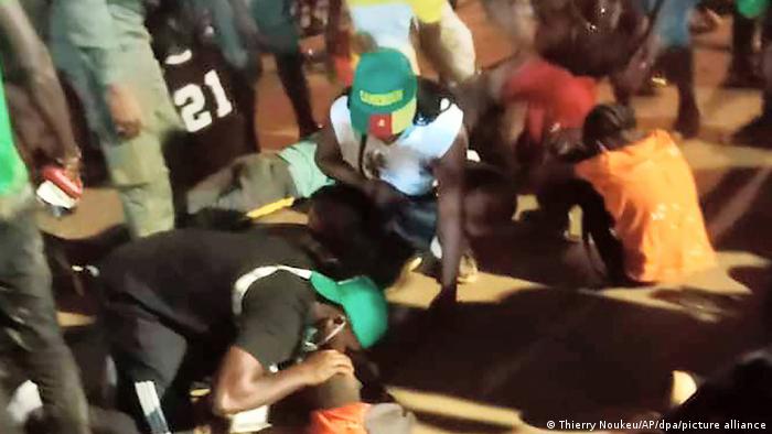 Al menos ocho personas fallecieron en Camerún debido a una avalancha en la previa de un partido de la Copa África