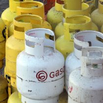 El round entre el gerente de Gasco y el Gobierno: CEO criticó proyecto de ley sobre mercado del gas y biministro Jobet aseguró que irá en beneficio de las personas