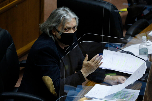 Comisión de DD.HH. del Senado aprueba censura contra presidente de la instancia, Alejandro Navarro Comisión de DD.HH. del Senado aprueba censura contra presidente de la instancia, Alejandro Navarro