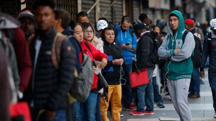 Este viernes finaliza el plazo para que personas inmigrantes regularicen su situación en Chile