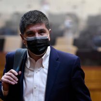 Monsalve responde a la UDI por denuncia en Contraloría: 