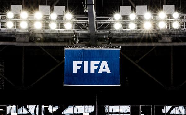 FIFA actúa contra Rusia: sin competiciones, bandera, himno ni nombre