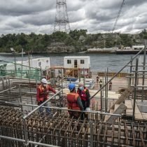 Presidente Piñera visita avance de obras de Puente Chacao: conectará a Puerto Montt con Chiloé y será el más largo de Latinoamérica