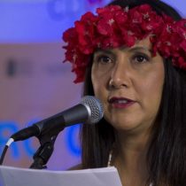 Diplomática rapanui Manahi Pakarati es nombrada jefa de protocolo por Gabriel Boric