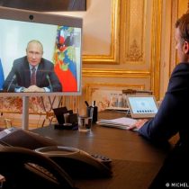 Putin le dice a Macron que obtendrá sus objetivos 