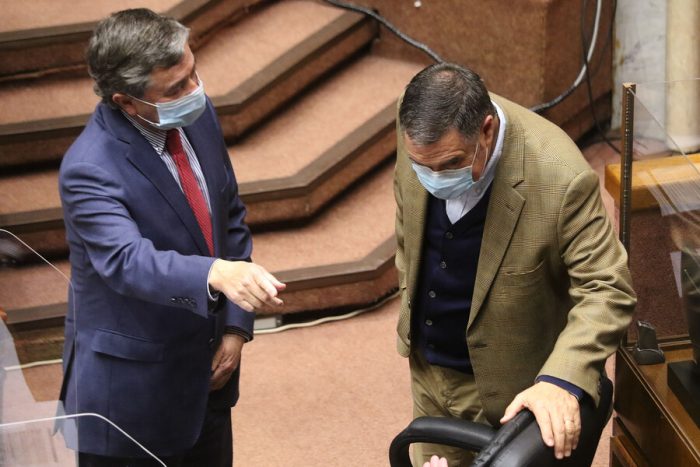 Chile Vamos aún no define a su carta para presidir el Senado: Ossandón y Coloma son los nombres