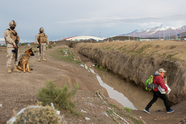 Gobierno construirá nueva zanja en la frontera con Bolivia para frenar migración