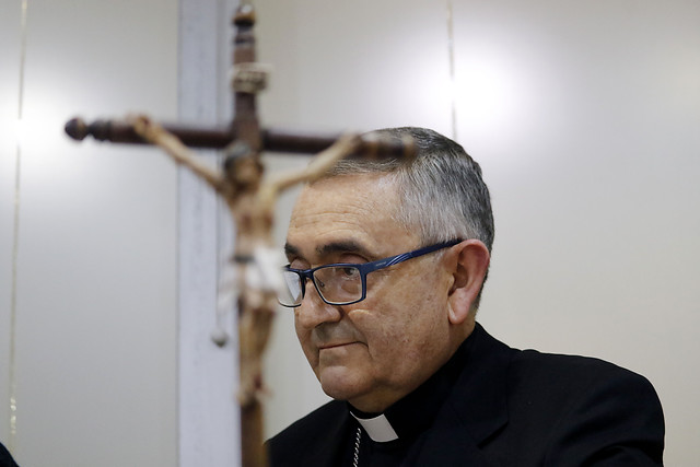 Confirman fallecimiento de obispo de Temuco, Héctor Vargas, criticado por encubrimiento en casos de abuso