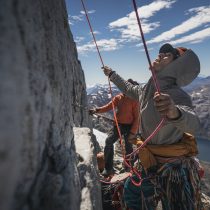Cordillera de Riesco: la increíble historia detrás de la primera travesía a las Torres de granito del Grupo la Paz