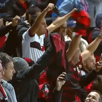 Universidad Católica cae ante Flamengo por la Copa Libertadores y denuncian gestos racistas hacia los hinchas brasileños
