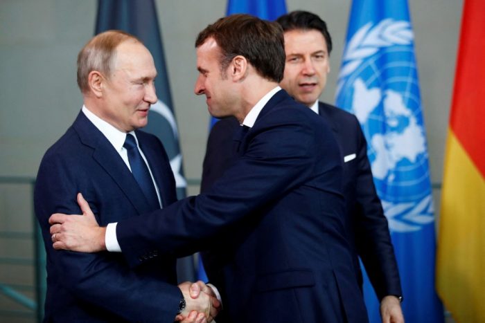 Putin felicita a Macron por su reelección como presidente: 