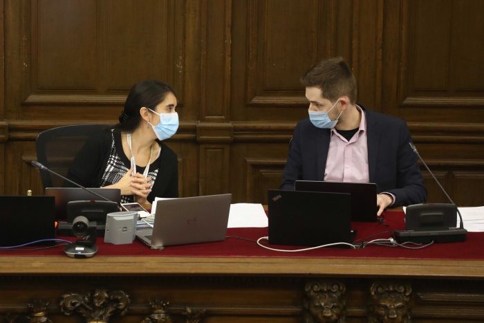 Mesa de la Convención Constitucional se reúne con principales actores del Congreso para debatir propuestas a normas transitorias que se establecerán en nueva Carta Magna Mesa de la Convención Constitucional se reúne con principales actores del Congreso para debatir propuestas a normas transitorias que se establecerán en nueva Carta Magna