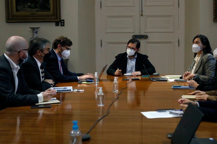Gobierno suspende comité político con partidos del oficialismo Gobierno suspende comité político con partidos del oficialismo