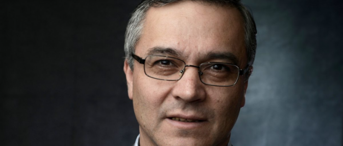 Constitucionalista Javier Couso aclara que no hay que confundir el cerrojo de 2/3 de una «dictadura objetivamente criminal» con el quórum de «una Convención elegida democráticamente» Constitucionalista Javier Couso aclara que no hay que confundir el cerrojo de 2/3 de una