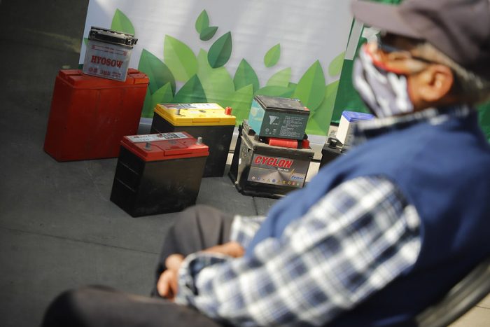 Renca: vecinas y vecinos podrán reciclar sus baterías de manera gratuita
