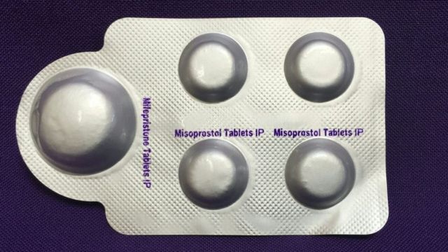 Misoprostol: cómo una píldora contra las úlceras gástricas se convirtió en el medicamento más usado para abortar (y qué tuvo que ver América latina en ello)