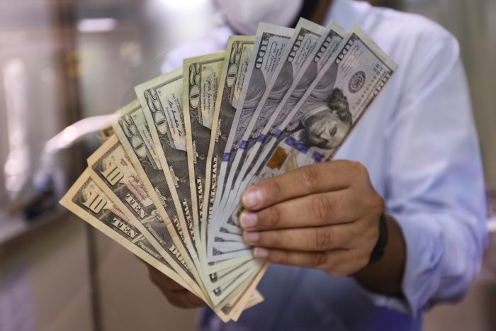 Cifras del PIB de EE.UU. disuelve acciones de Hacienda sobre el dólar: la moneda internacional marco cerca de los $930 Cifras del PIB de EE.UU. disuelve acciones de Hacienda sobre el dólar: la moneda internacional marco cerca de los $930