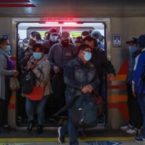 Falla técnica en Línea 4 de Metro provocó retrasos en frecuencia de trenes: servicio ya fue restablecido