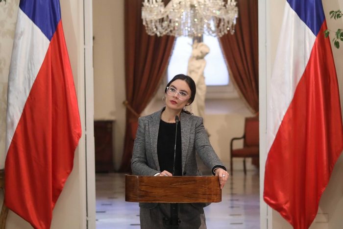 Gobierno señala «tener la confianza de superar esta adversidad» ante solicitud de cambio ministerial Gobierno señala
