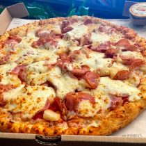 Stranger Things 4 reabre el debate de piña en la pizza: “Es deliciosa e interesante”