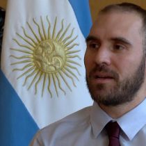 Dimite el Ministro de Economía de Argentina en medio de divisiones internas