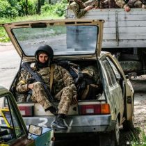 Ejército ucraniano anuncia su retirada de Lisichansk, su último reducto en región clave