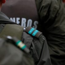 Santiago: Carabineros desvincula a dos funcionarios tras no prestar auxilio a persona apuñalada, quien falleció por las heridas
