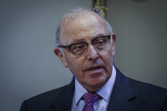 Jurista Claudio Grossman tras no patrocinio de candidatura ante la CIJ: «La prioridad del Gobierno es la elección del país en el Consejo de DD.HH. de Naciones Unidas» Jurista Claudio Grossman tras no patrocinio de candidatura ante la CIJ: