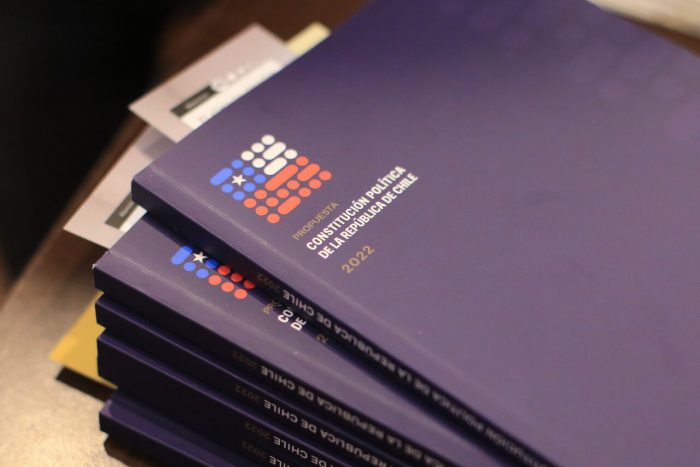 Constitucionalista Tomás Jordán: «Es mucho más denso las reglas de responsabilidad (fiscal) y sostenibilidad en la propuesta (de nueva Constitución) que en el texto vigente» Constitucionalista Tomás Jordán: