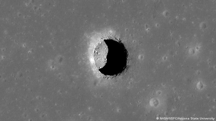 Descubren extrañas fosas lunares con temperaturas cómodas donde astronautas podrían sobrevivir Descubren extrañas fosas lunares con temperaturas cómodas donde astronautas podrían sobrevivir