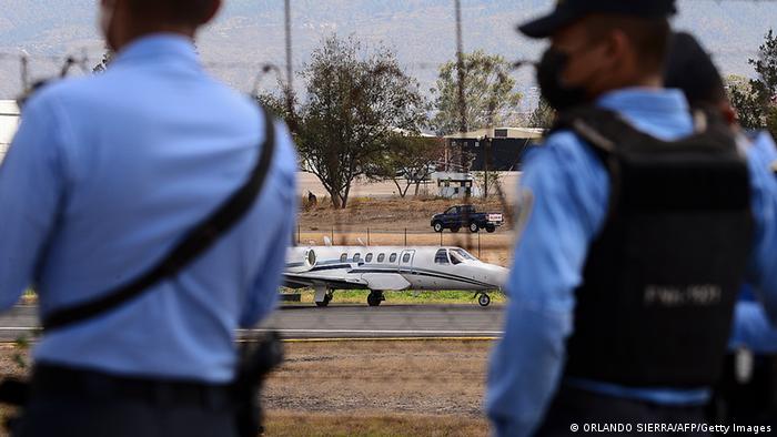 «El señor de los cielos», extraditado por Honduras a Estados Unidos en avión de la DEA
