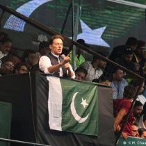 Exmandatario paquistaní Imran Khan es acusado de terrorismo